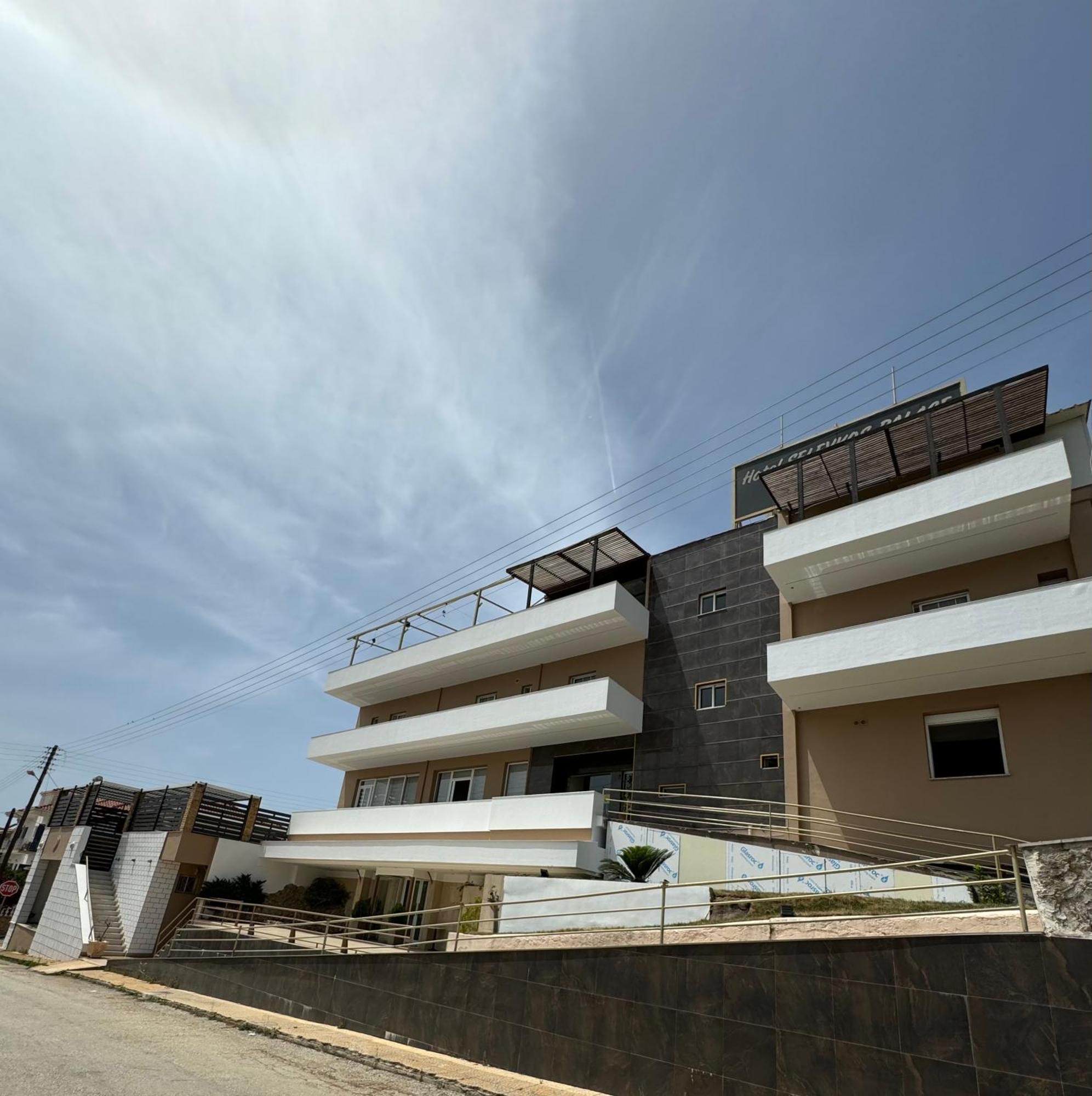 Selefkos Palace Igoumenitsa Exterior photo